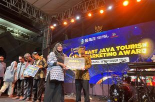 Disbudpar Banyuwangi Raih Best Social Influence East Java Tourism Marketing Award 2025
