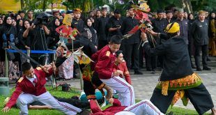 40 Siswa Sekolah Rakyat Banyuwangi Sukses Hibur Publik dengan Fragmen Perang Puputan Bayu